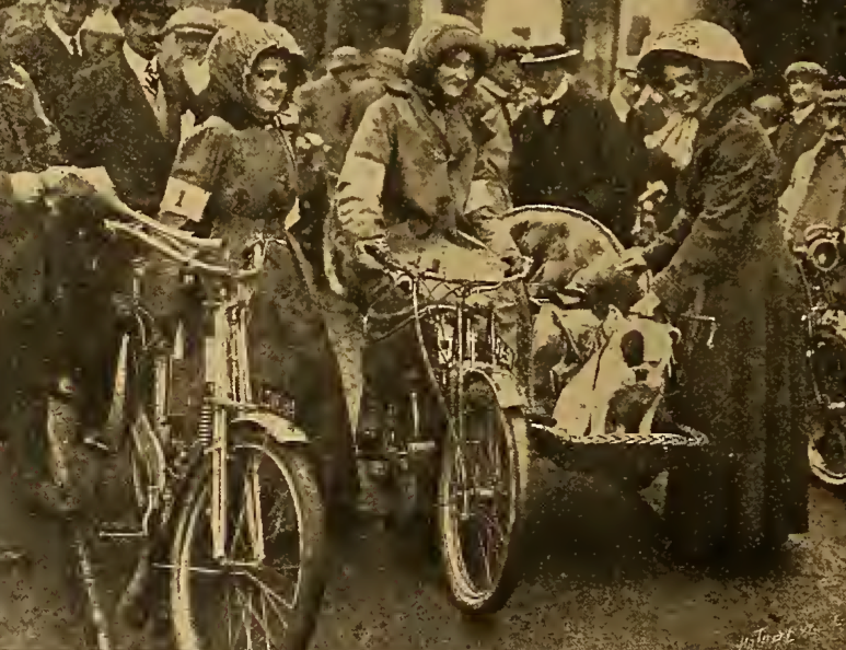 1910 ACUQUARTER GIRLS