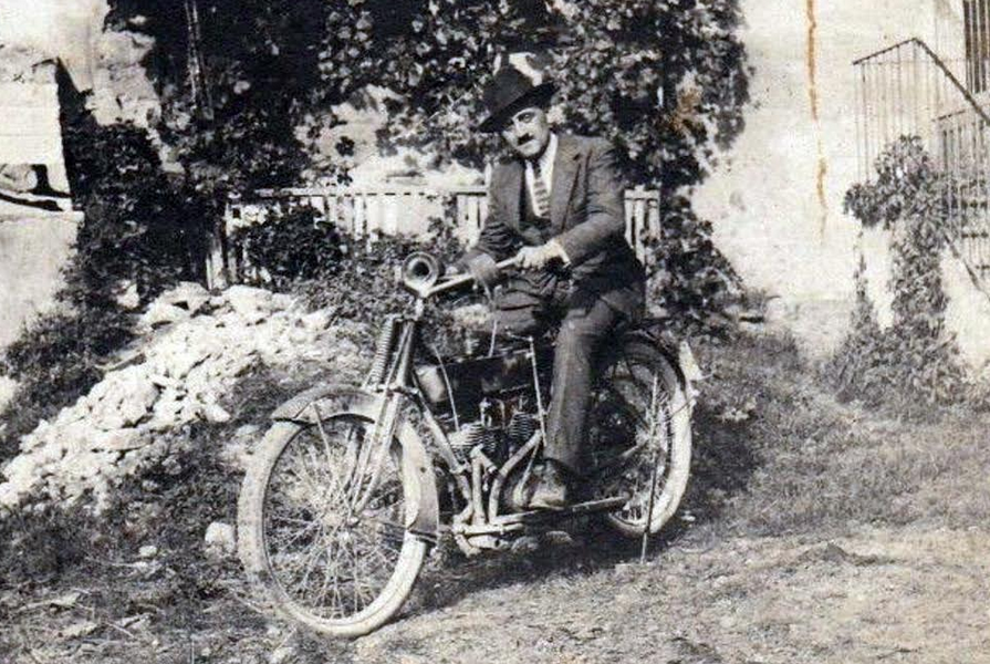 1920s ANON